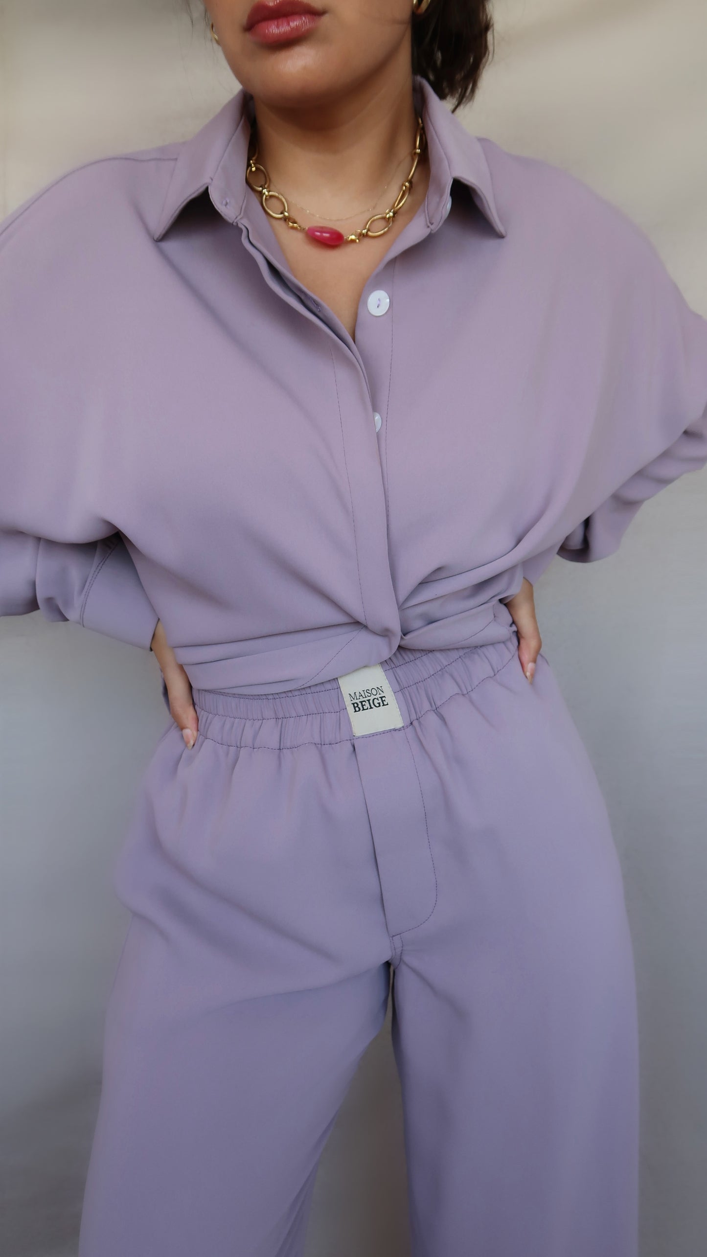 PANTALON EXTENSIBLE EN SOIE- LILAS