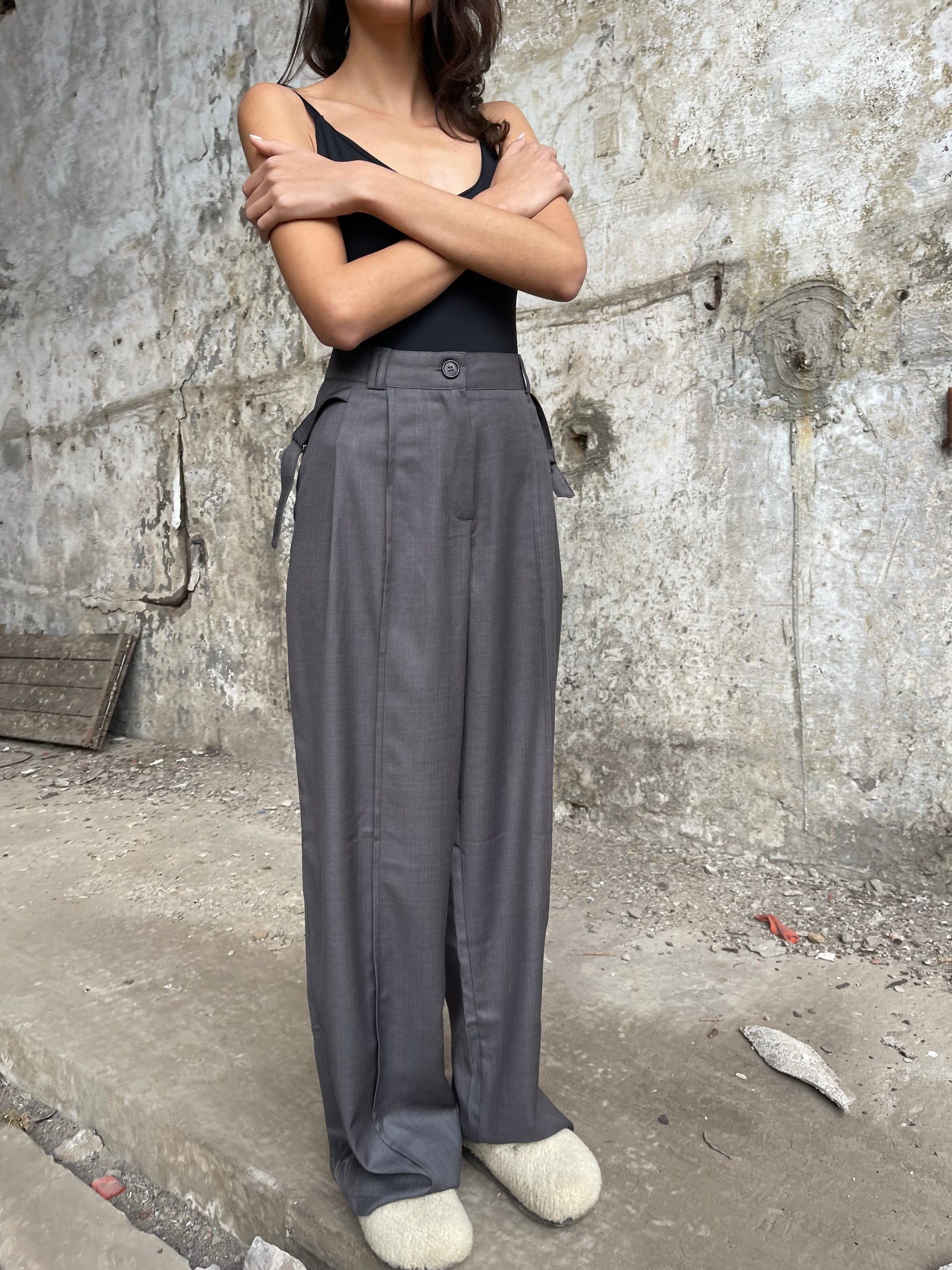 PANTALON À PINCES GRIS - « SACHA »