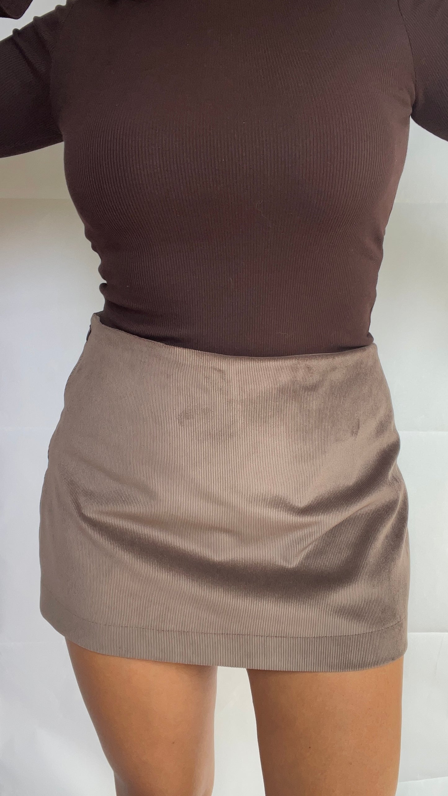 MINI JUPE SHORT - HOTTEST COCO