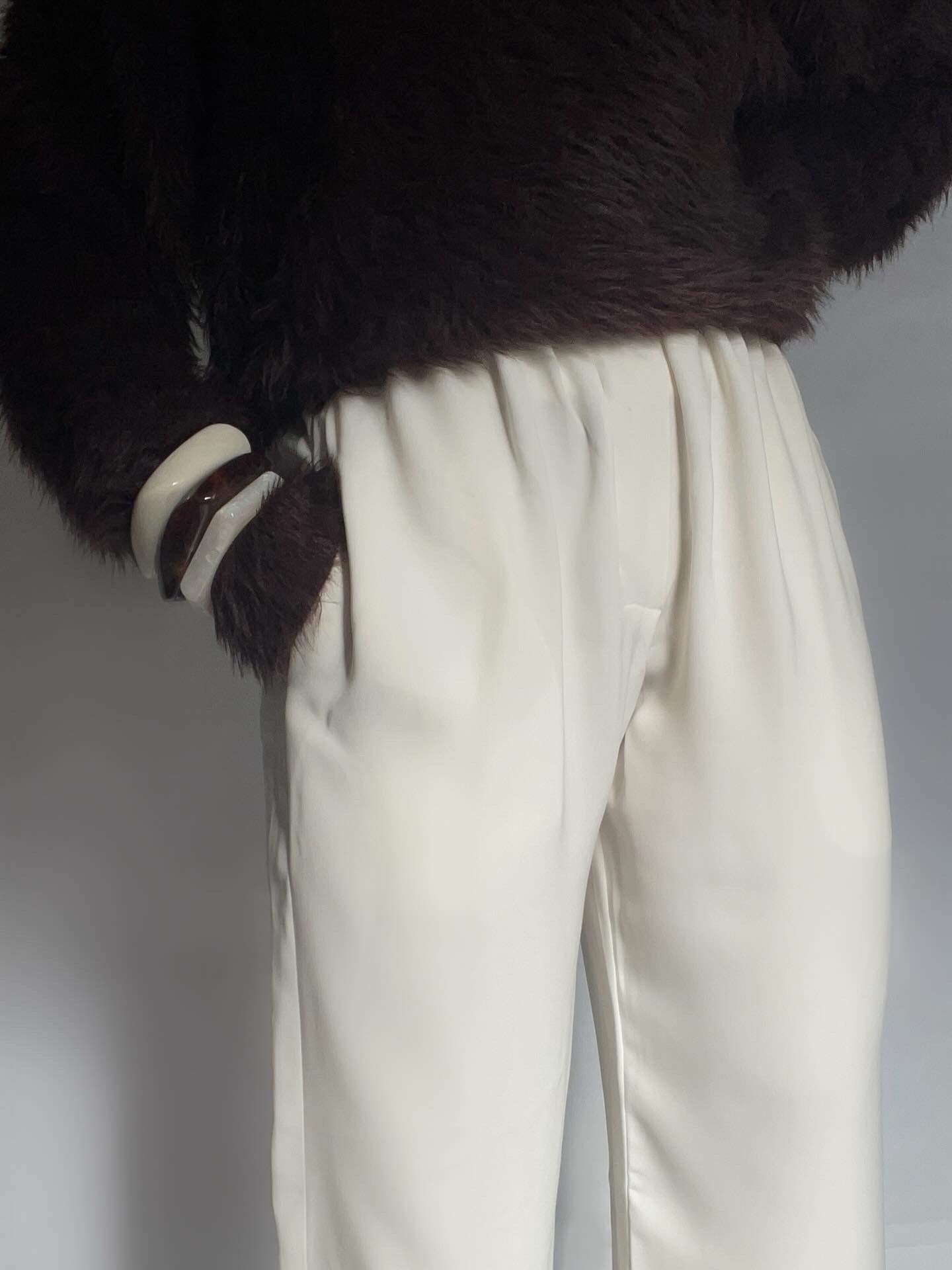 PANTALON À CEINTURE INVISIBLE BLANC - « LAYLOW »