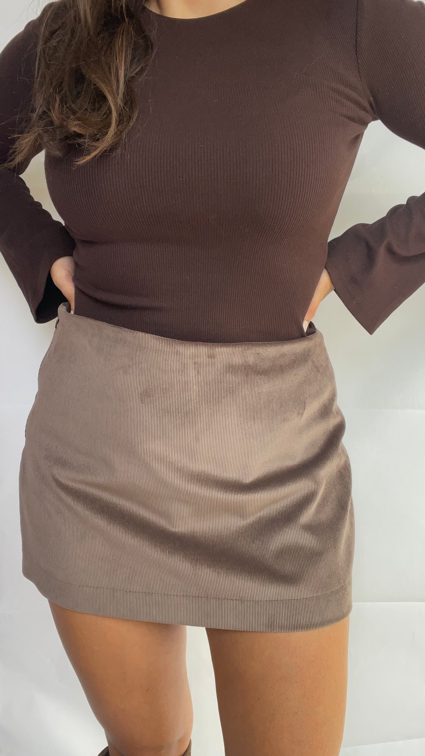 MINI JUPE SHORT - HOTTEST COCO