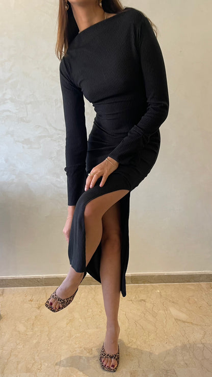 ROBE EN MAILLE NOIRE - "HOURGLASS"